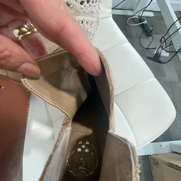 Vince Camuto Tan Suede Booties • Pull-On Western Ankle Boots Women’s size7.5M/38 - Picture 10 of 14